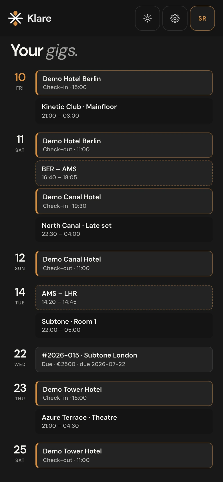 Klare timeline in dark mode — flights, hotels, gigs